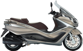 PIAGGIO/VESPA X10 125