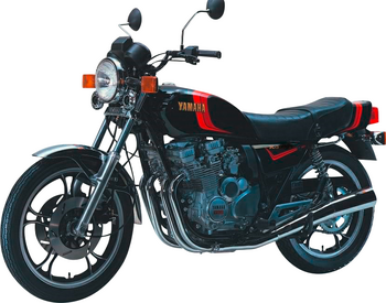 YAMAHA XJ 550