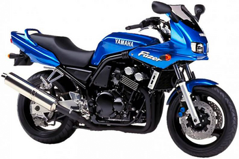 YAMAHA FZS 600 FAZER