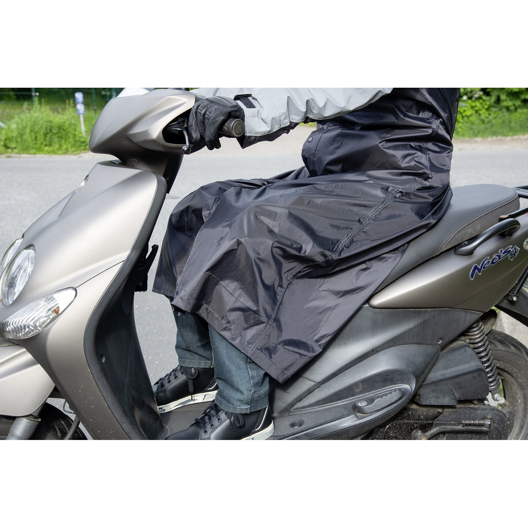PROOF SCOOTER RAINCOAT