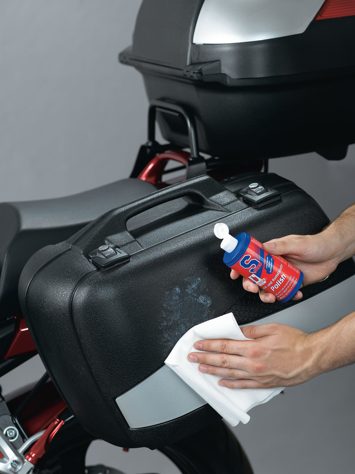 Acheter S100 polish pour peinture et plastique 220 ml Louis moto